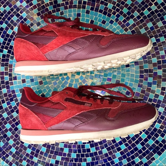 Maroon Suede Reebok Classics - Picture 4 of 9
